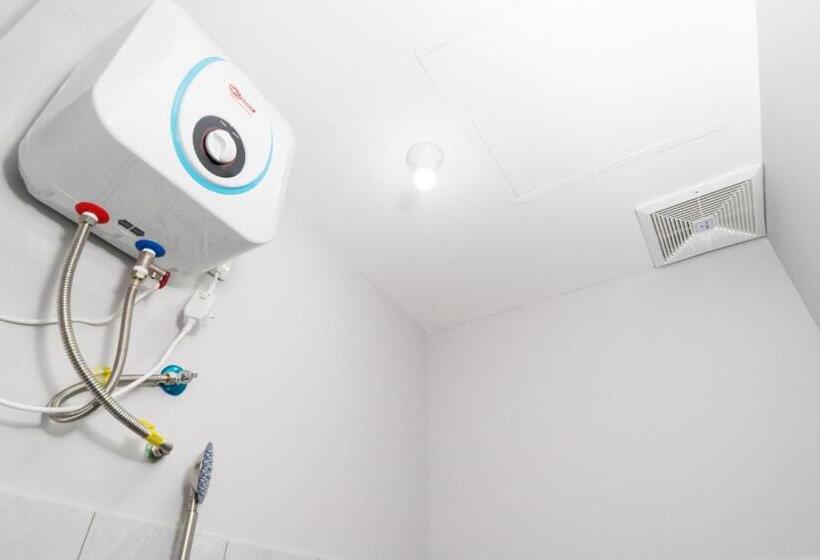 エコノミールーム, Brilliant Residence Gading Serpong Redpartner