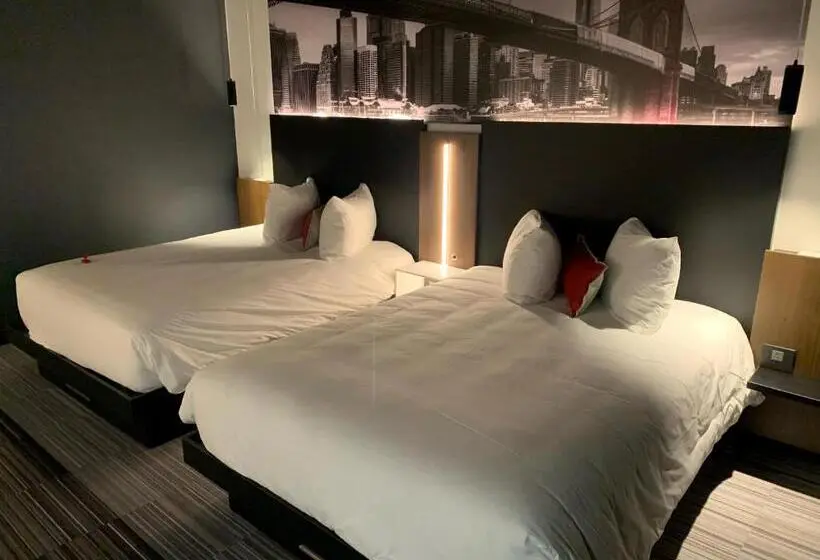 デラックスルーム, Grand Hotel Times Blainville Mirabel