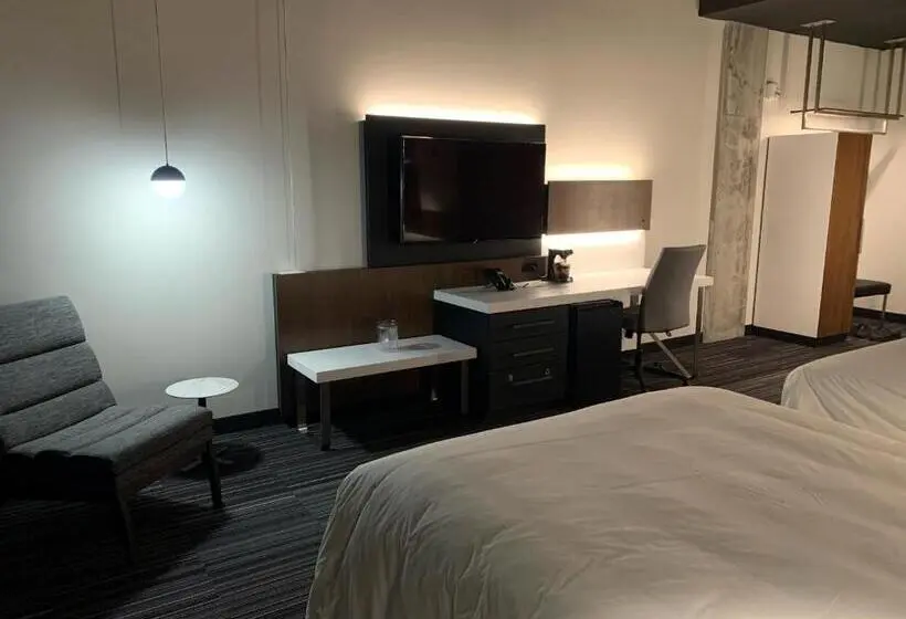 デラックスルーム, Grand Hotel Times Blainville Mirabel