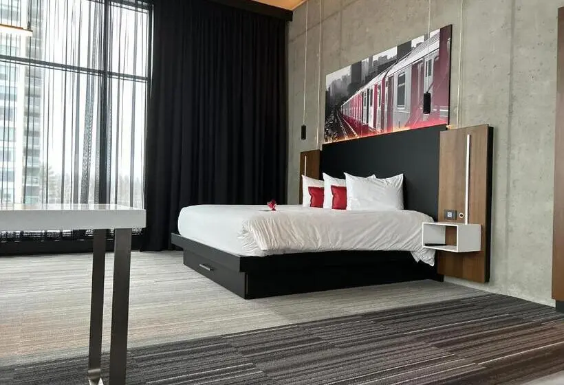 スーペリアースイート, Grand Hotel Times Blainville Mirabel