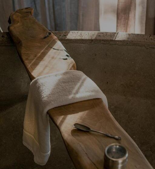 Люкс, Susana Balbo Winemaker´s House