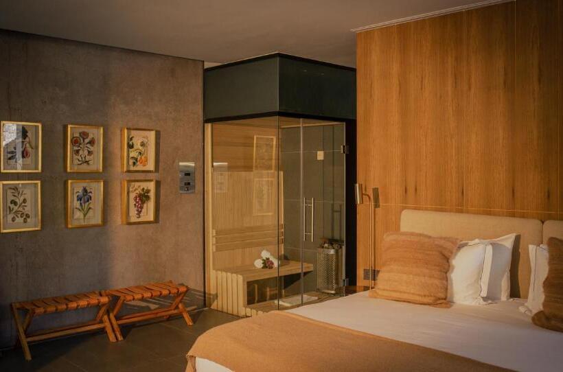 Люкс, Susana Balbo Winemaker´s House