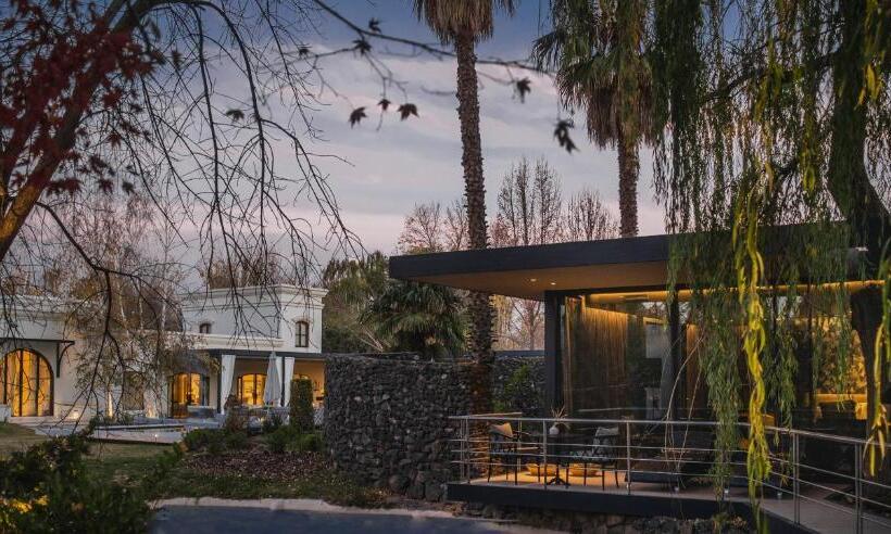 Люкс, Susana Balbo Winemaker´s House