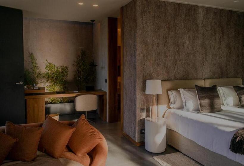 Люкс, Susana Balbo Winemaker´s House