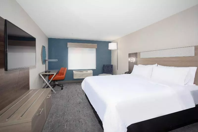 キングサイズベッドのスタンダードルーム, Holiday Inn Express Hotel & Suites Grand Junction, An Ihg