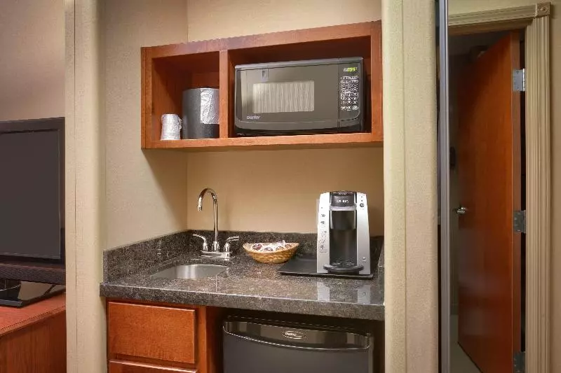 キングサイズベッドのスイートルーム, Holiday Inn Express Hotel & Suites Grand Junction, An Ihg