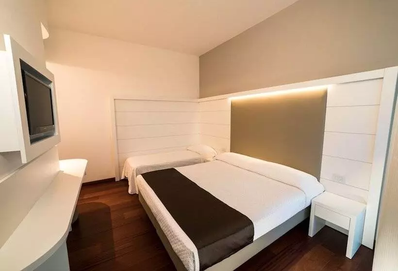 Standard-huone, Alexander