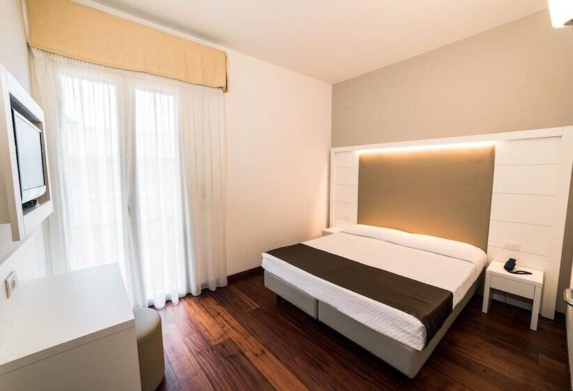 غرفة قياسية, Alexander