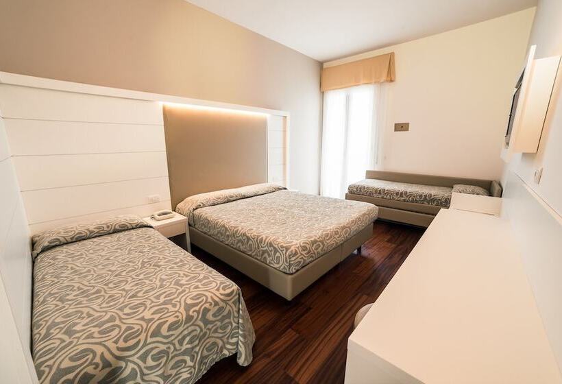 غرفة قياسية رباعية, Alexander