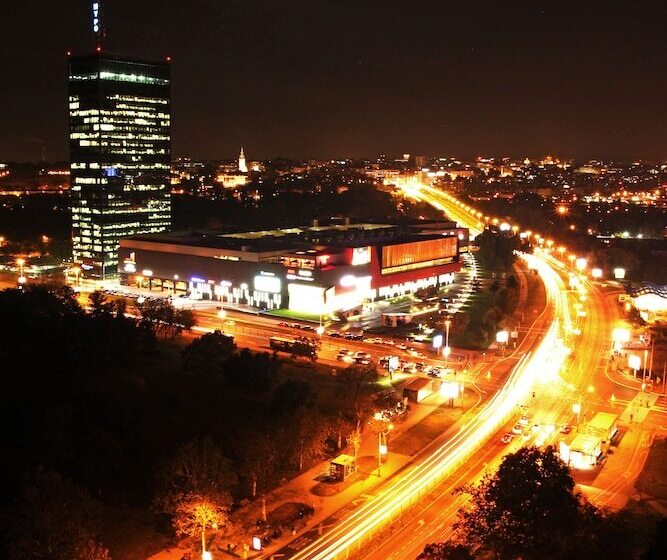 اتاق استاندارد با تراس, Balkan Hotel Garni