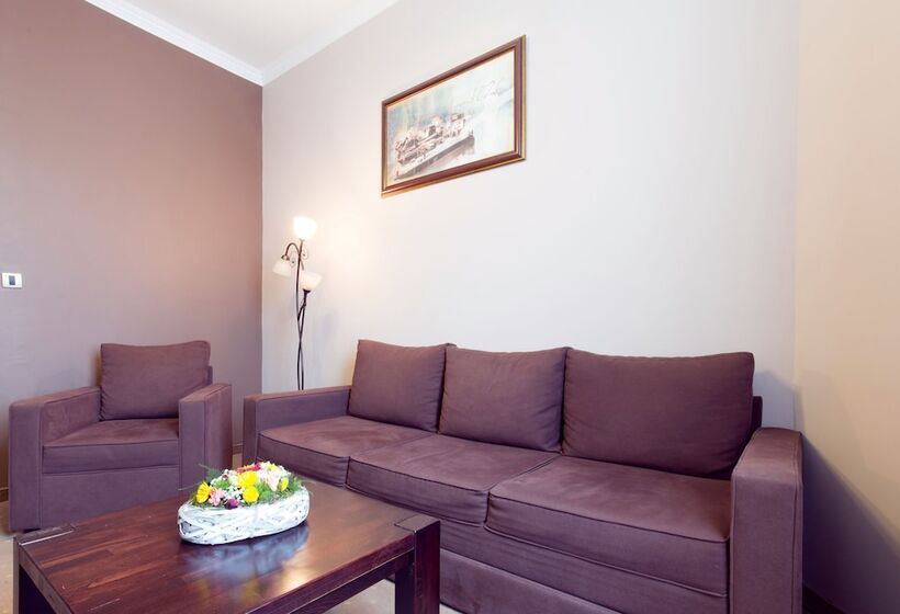 سوییت, Belgrade City