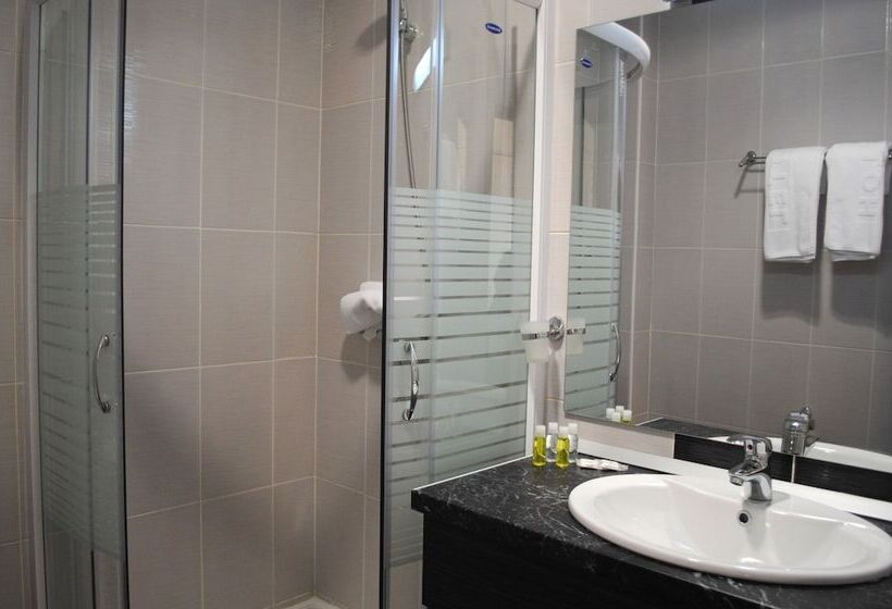 اتاق سوپریور, Belgrade City