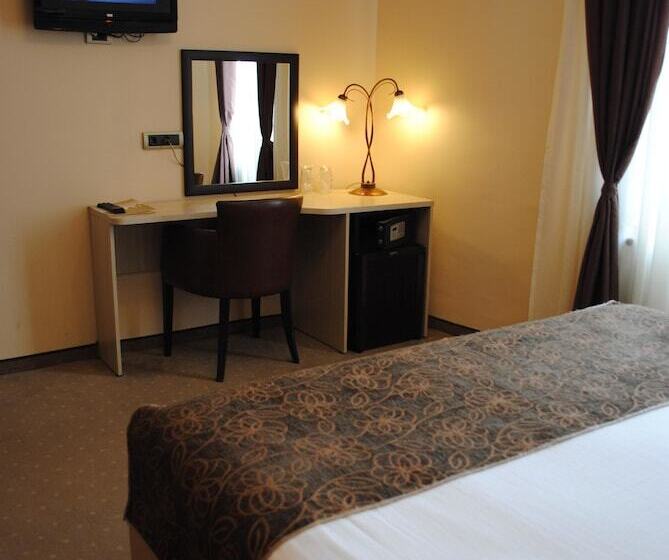 اتاق سوپریور, Belgrade City