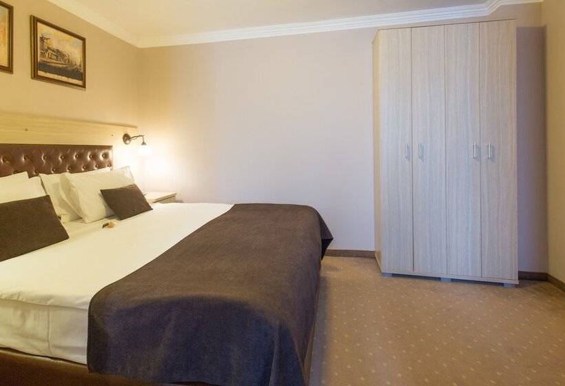 سوییت, Belgrade City