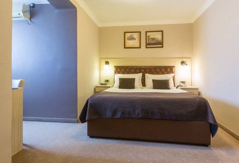 سوییت, Belgrade City