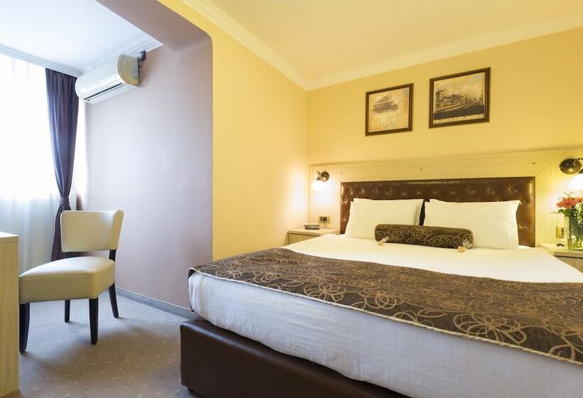 سوییت, Belgrade City