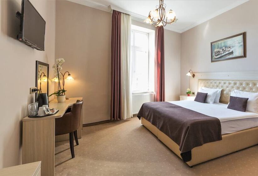 اتاق سوپریور, Belgrade City