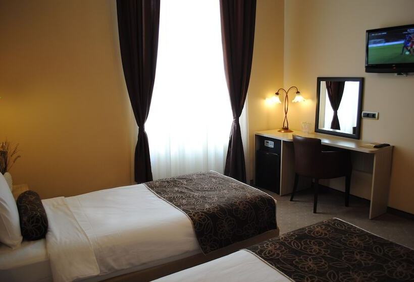 اتاق سوپریور, Belgrade City