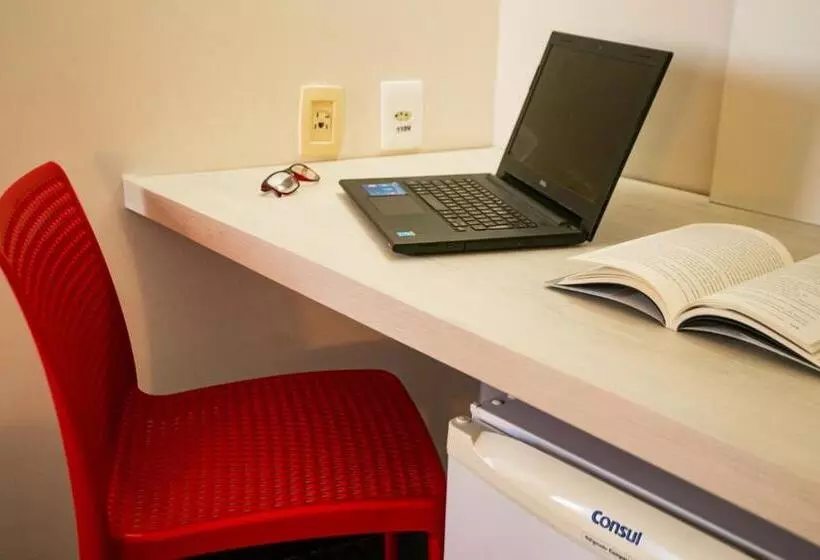 エコノミーシングルルーム, Ibis Styles Belem Nazare