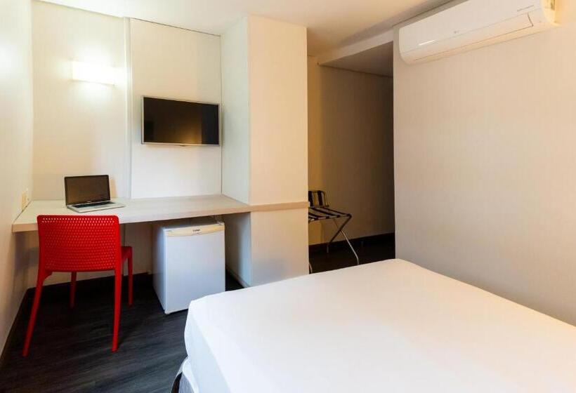 スーペリアトリプルルーム, Ibis Styles Belem Nazare