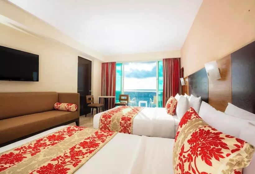 オーシャンビューのクラブルーム, Krystal® Cancun All Inclusive