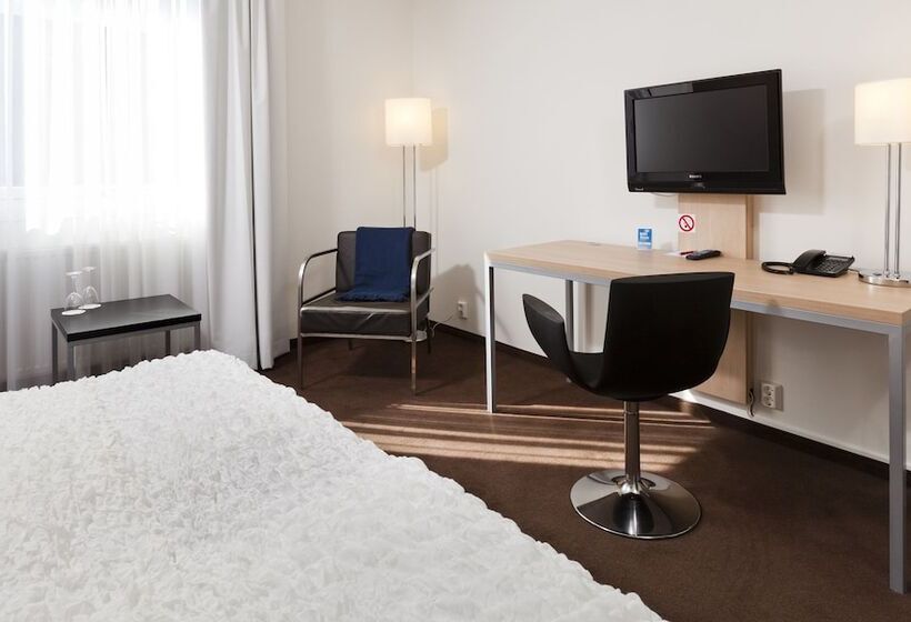 高级大房间, L Charlottenberg