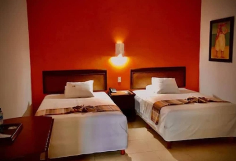 غرفه قياسيه سريرين مزدوجين, Maria Jose