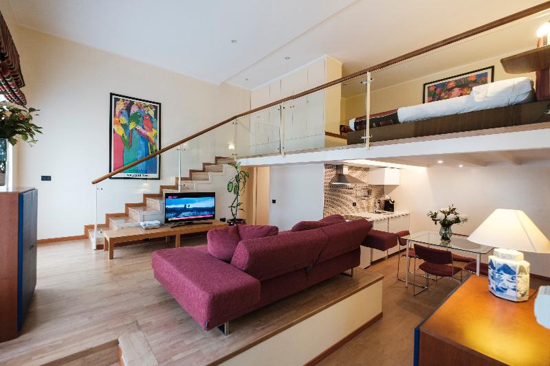 سوییت, Residence Sacchi Apart