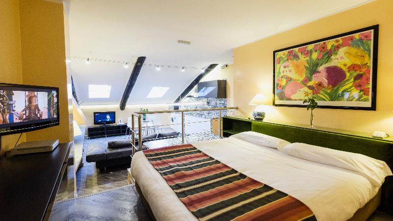 إستوديو قياسى, Residence Sacchi Apart