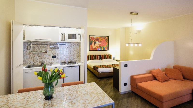 استودیوی استاندارد, Residence Sacchi Apart