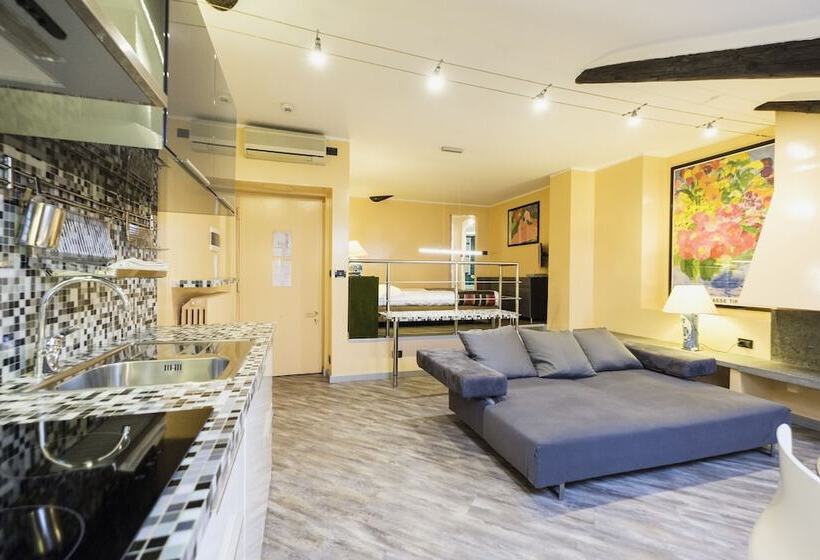 استودیوی استاندارد, Residence Sacchi Apart