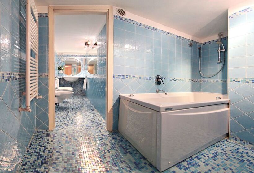 جناح, Residence Sacchi Apart