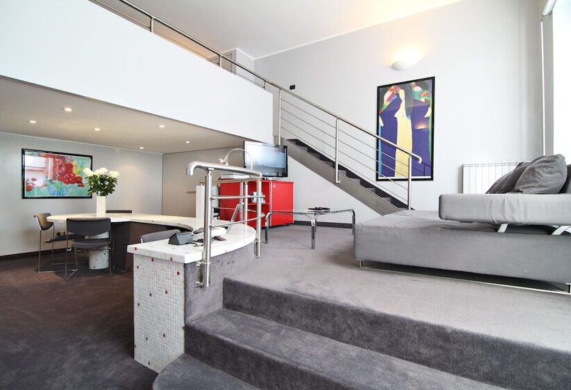 جناح, Residence Sacchi Apart