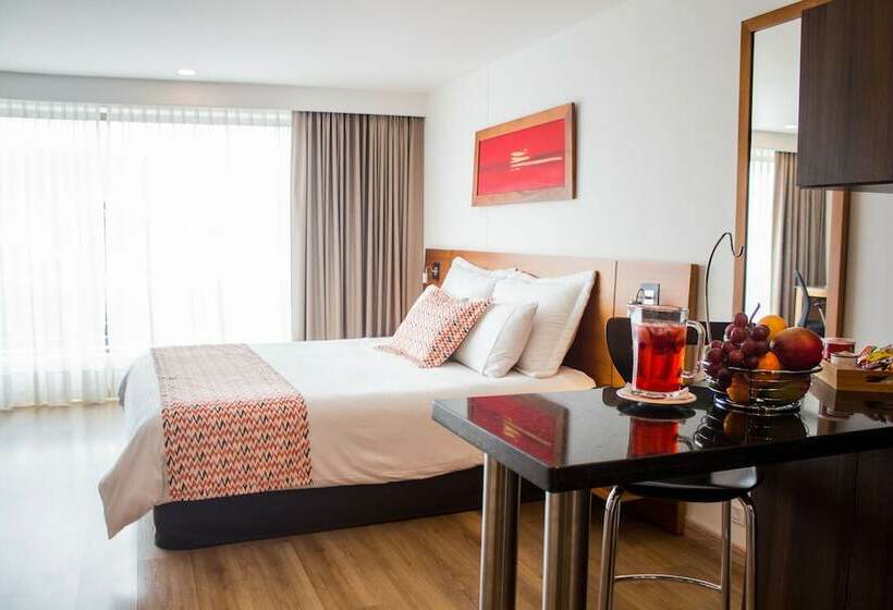 高级套房, Leblón Suites