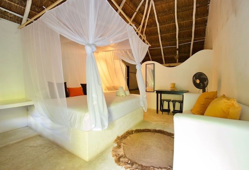 اتاق استاندارد با چشمانداز باغ, Zulum