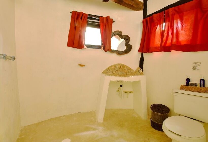 اتاق استاندارد با 2 تخت دوبل, Zulum