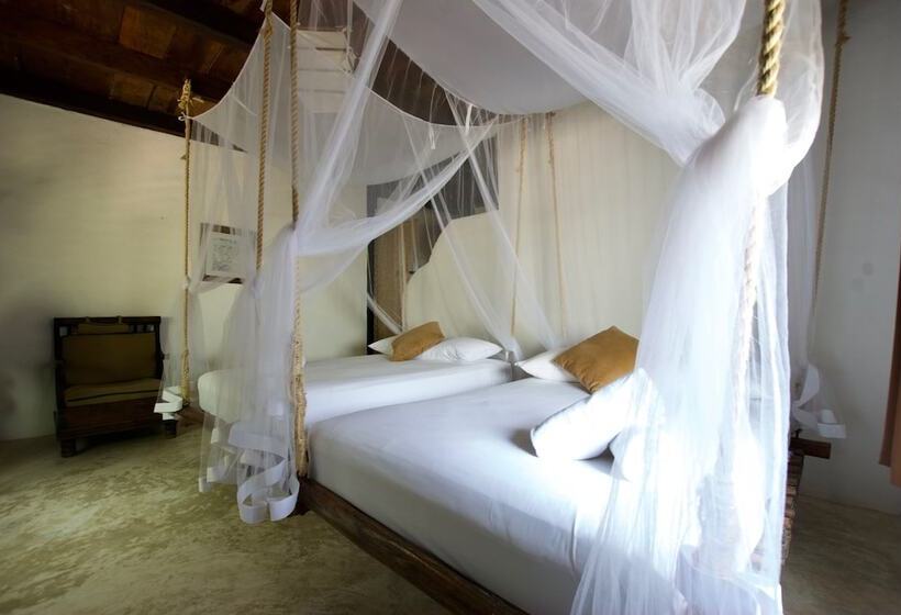 اتاق استاندارد با 2 تخت دوبل, Zulum