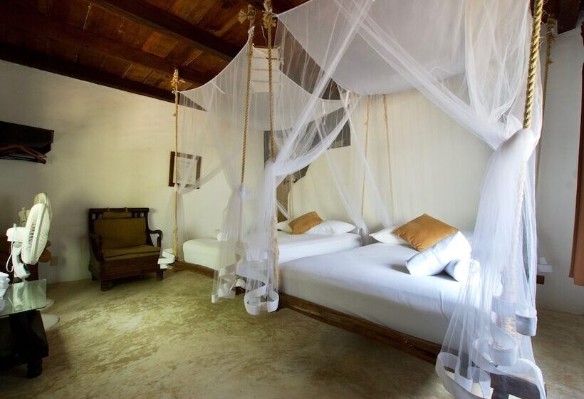 اتاق استاندارد با 2 تخت دوبل, Zulum