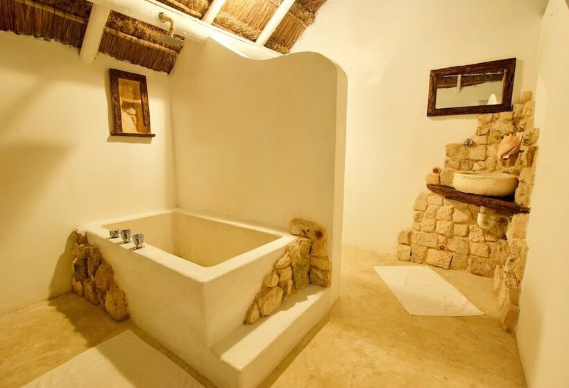 اتاق استاندارد با چشمانداز باغ, Zulum