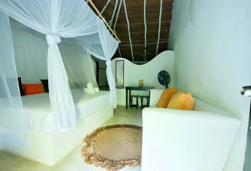 اتاق استاندارد با چشمانداز باغ, Zulum