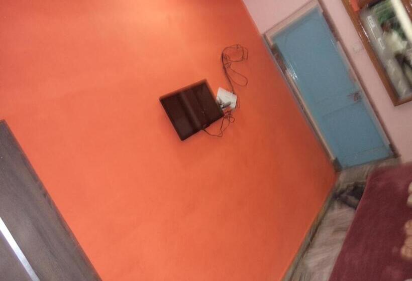 חדר אקונומי, Budget Hotel Ayodhya 87