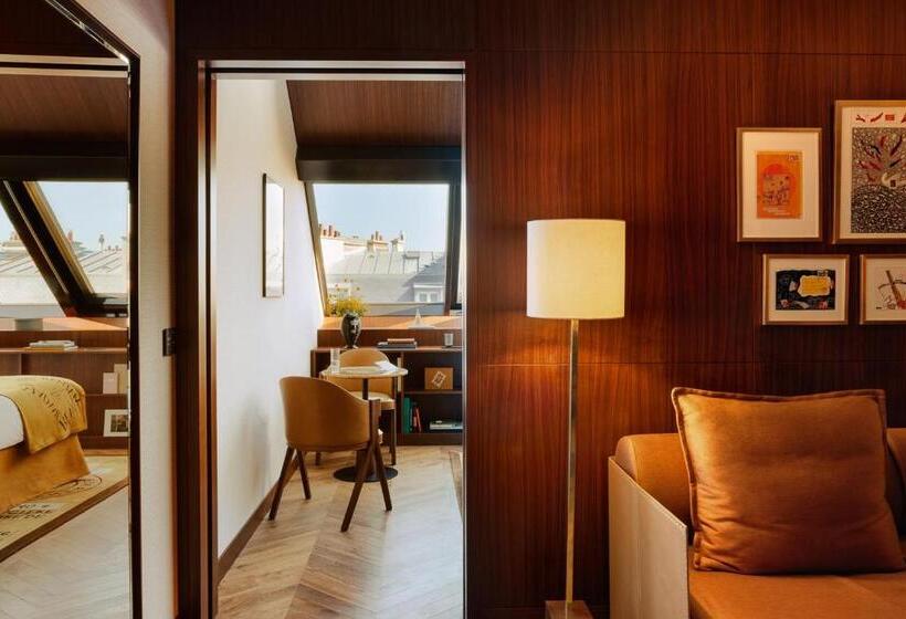 سوئیت با چشمانداز, Hôtel Madame Rêve