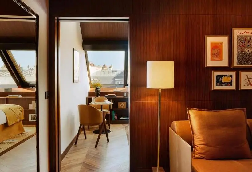 سوئیت با چشم‌انداز, Hôtel Madame Rêve