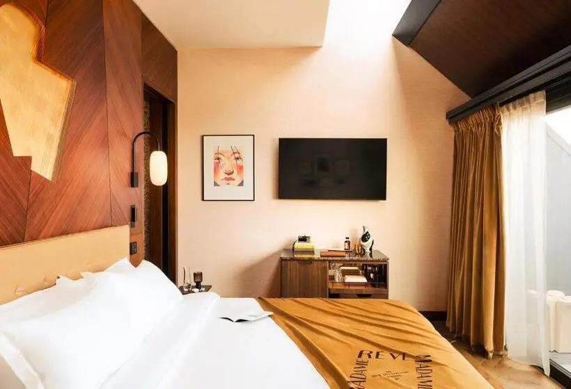 اتاق استاندارد با بالکن, Hôtel Madame Rêve