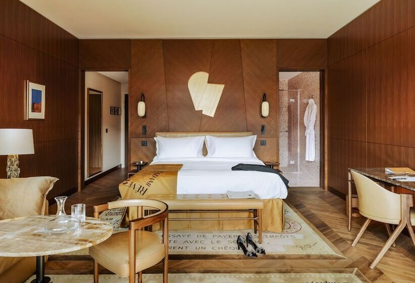 سوئیت جونیور خانوادگی, Hôtel Madame Rêve