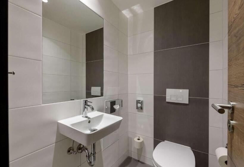 패밀리 룸, Ibis Styles Coburg