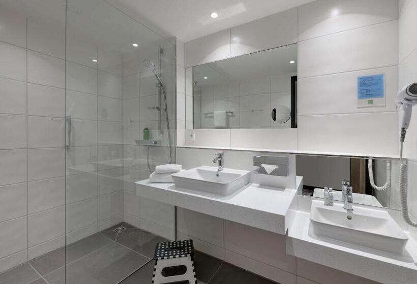 패밀리 룸, Ibis Styles Coburg