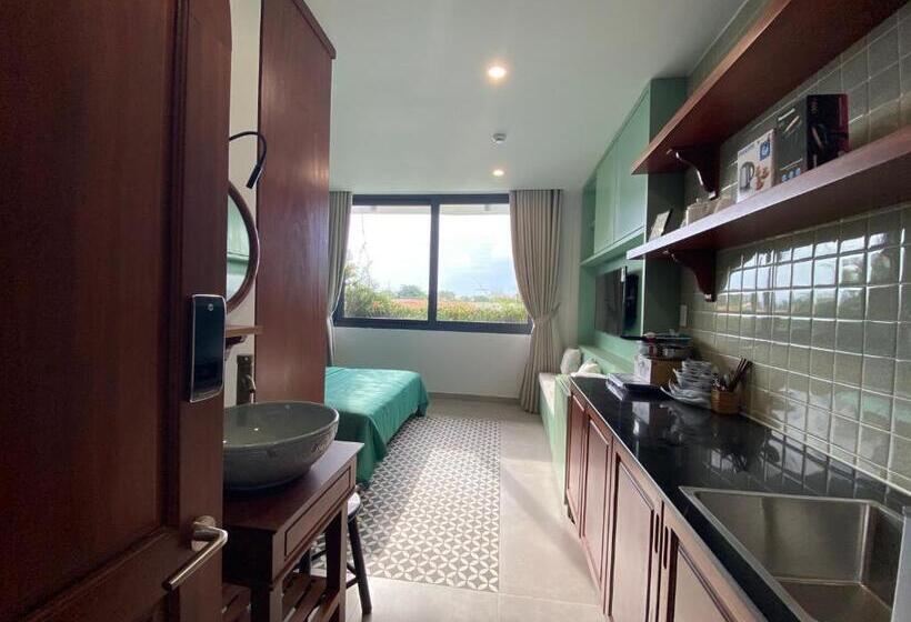 اتاق سوپریور, Joohouse Lux