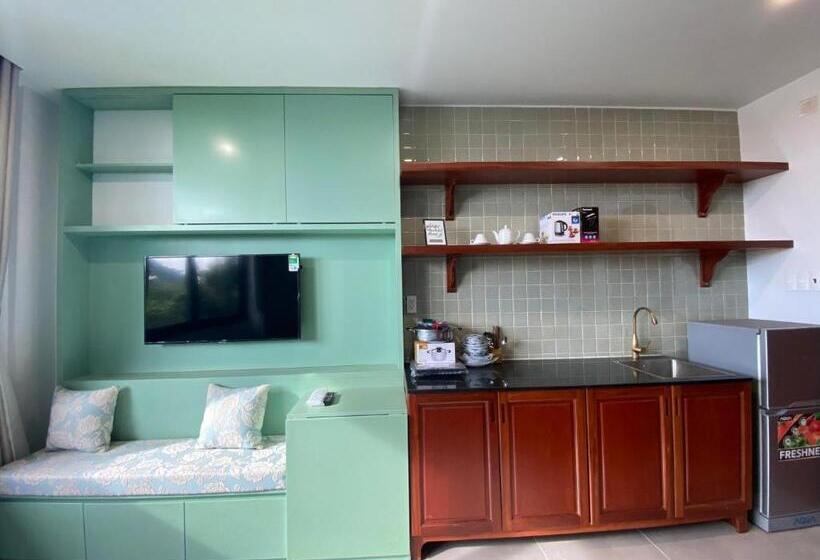 اتاق سوپریور, Joohouse Lux