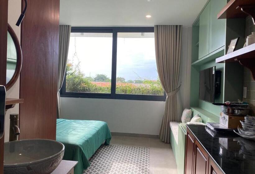 اتاق سوپریور, Joohouse Lux